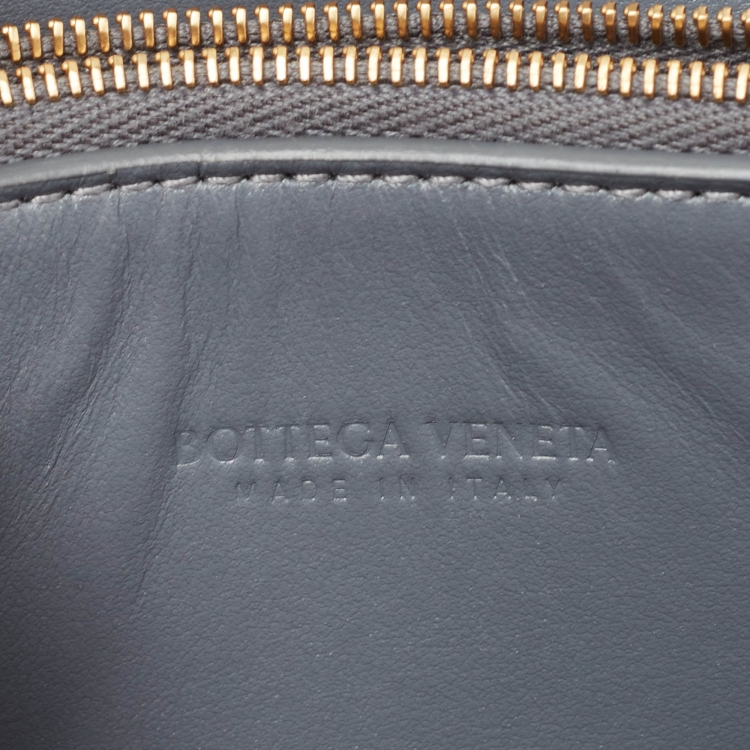 Pre Owned Bottega Veneta Grey Intrecciato Leather Flap Strap Wallet