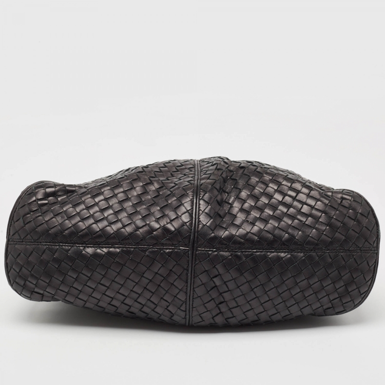 Pre Owned Bottega Veneta Black Intrecciato Leather Ball Hobo