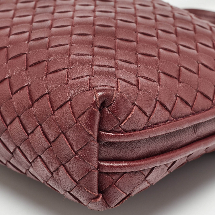 Pre Owned Bottega Veneta Burgundy Intrecciato Leather Nodini Crossbody Bag
