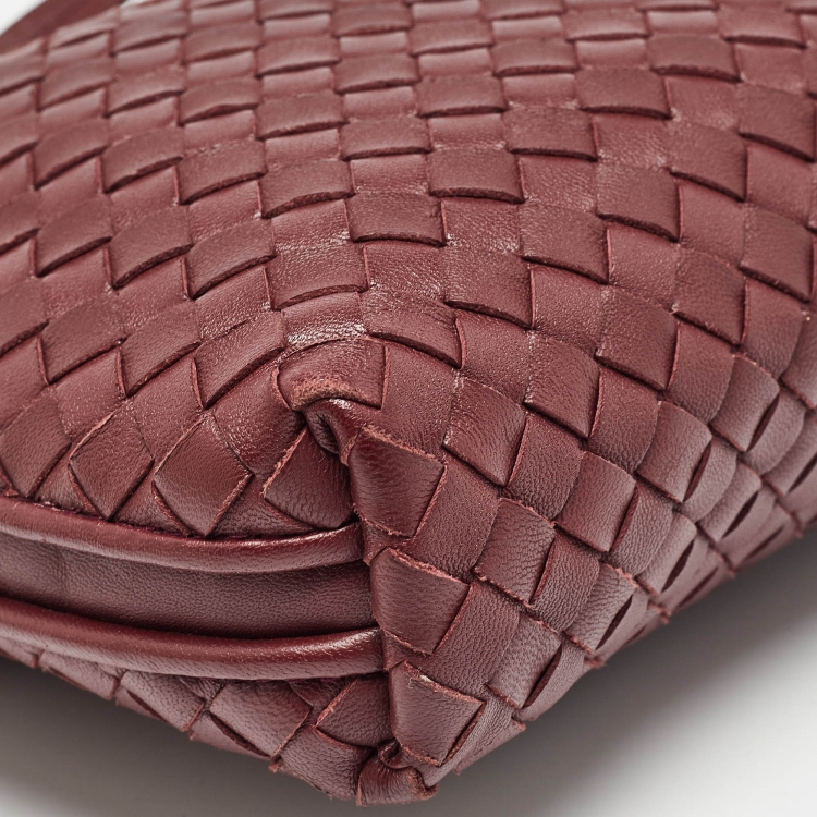 Pre Owned Bottega Veneta Burgundy Intrecciato Leather Nodini Crossbody Bag