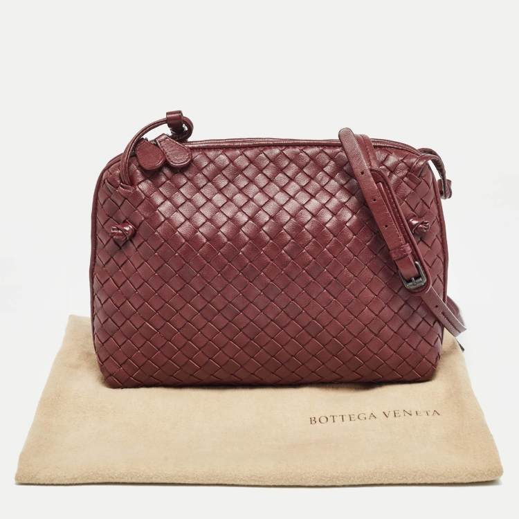 Pre Owned Bottega Veneta Burgundy Intrecciato Leather Nodini Crossbody Bag