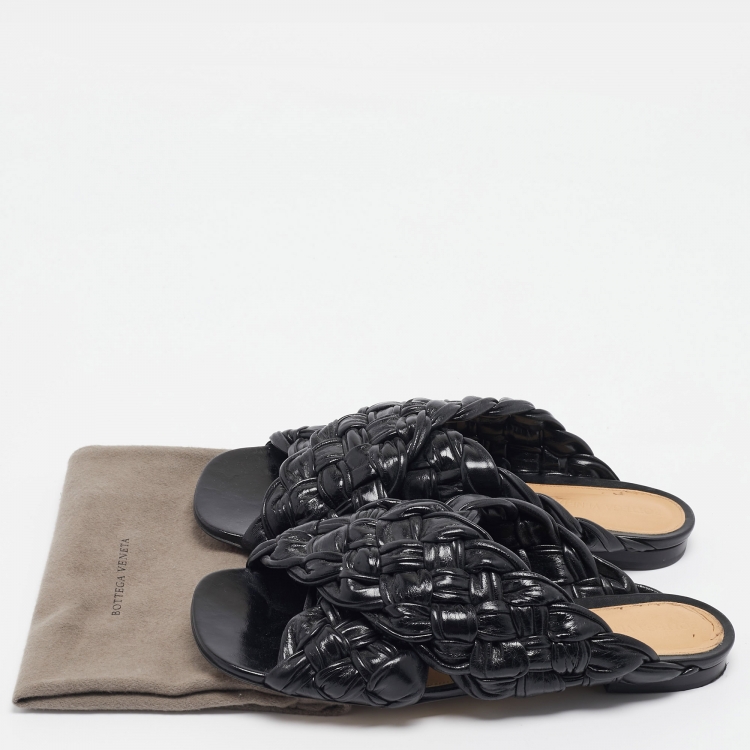 Pre Owned Bottega Veneta Black Intrecciato Leather The Board Flat Slides Size 40.5 
