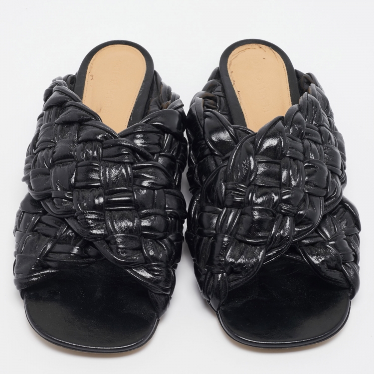 Pre Owned Bottega Veneta Black Intrecciato Leather The Board Flat Slides Size 40.5 