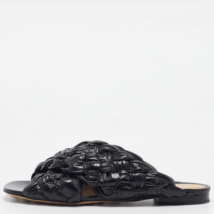 Pre Owned Bottega Veneta Black Intrecciato Leather The Board Flat Slides Size 40.5 