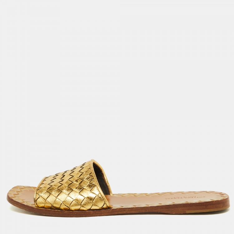 Pre Owned Bottega Veneta Gold Intrecciato Leather Flat Slides Size 39