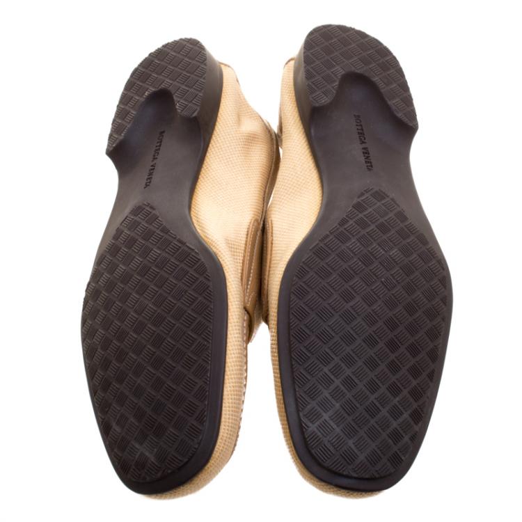 Pre Owned Bottega Veneta Beige Fabric and Leather Trim Loafers Size 39