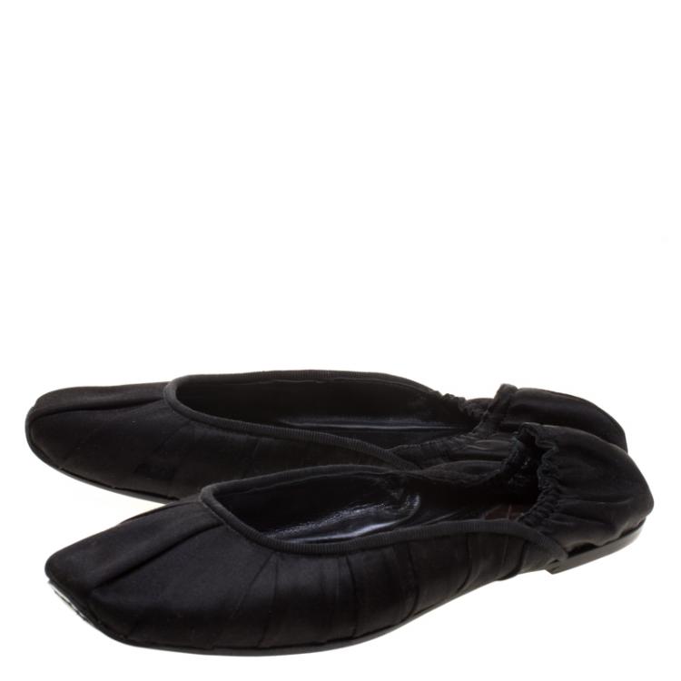 Pre Owned Bottega Veneta Black Pleated Satin Scrunch Ballet Flats Size 37.5