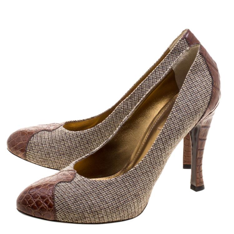 Pre Owned Bottega Veneta Beige Fabric and Croc Leather Almond Toe Pumps Size 38