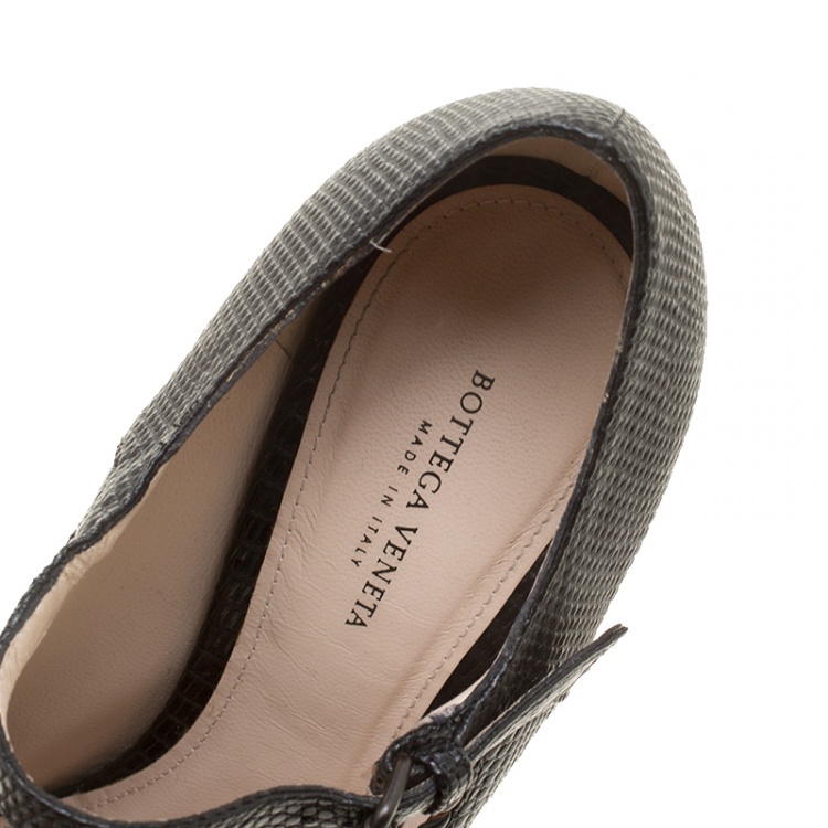 Pre Owned Bottega Veneta Black Lizard Leather Mary Jane Platform Pumps Size 37