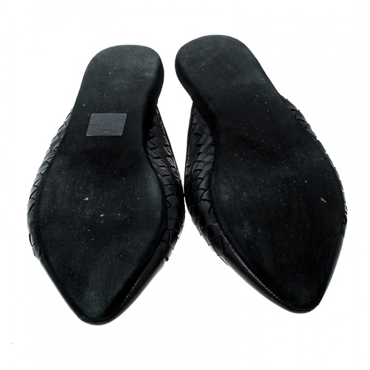 Pre Owned Bottega Veneta Black Intrecciato Leather Flat Slippers Size 39