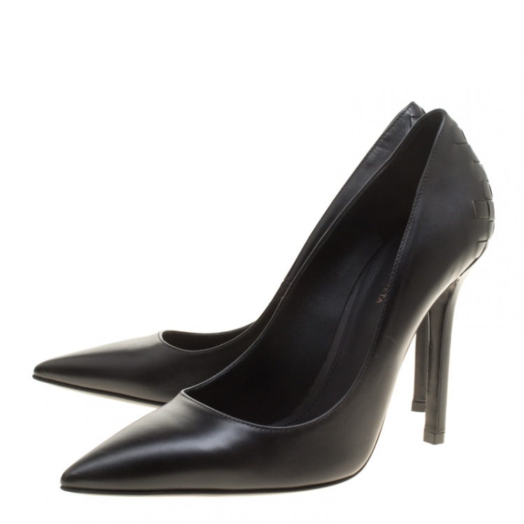 Pre Owned Bottega Veneta Black Leather Intrecciato Detail Pointed Toe Pumps Size 36
