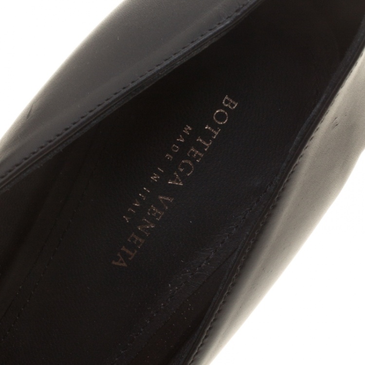 Pre Owned Bottega Veneta Black Leather Intrecciato Detail Pointed Toe Pumps Size 36