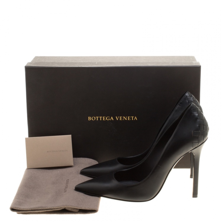 Pre Owned Bottega Veneta Black Leather Intrecciato Detail Pointed Toe Pumps Size 36