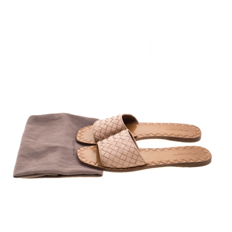 Pre Owned Bottega Veneta Beige Intrecciato Leather Flat Slides Size 37
