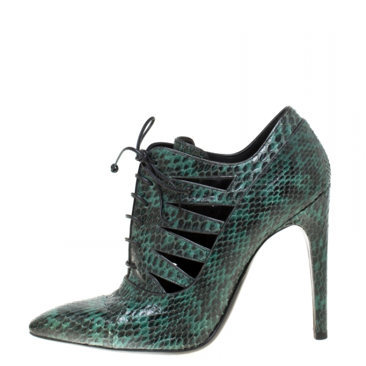 Pre Owned  Bottega Veneta Green Python Leather Cutout Lace-Up Ankle Boots Size 38