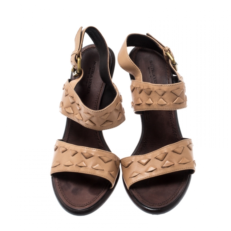 Pre Owned Bottega Veneta Beige Leather Double Strap Sandals Size 37