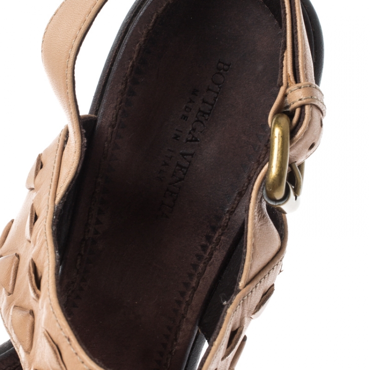 Pre Owned Bottega Veneta Beige Leather Double Strap Sandals Size 37