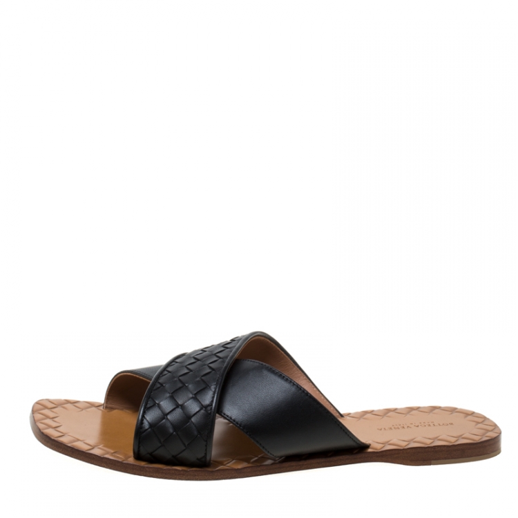 Pre Owned Bottega Veneta Black Criss Cross Intrecciato Leather Ravello Flat Slides Size 39