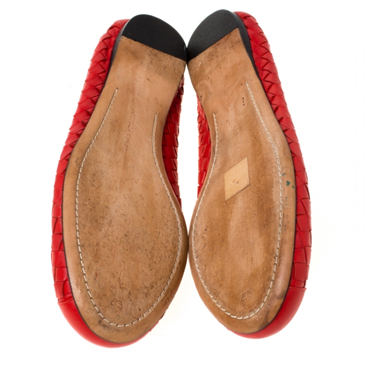 Pre Owned Bottega Veneta Red Intrecciato Leather Ballet Flats Size 39