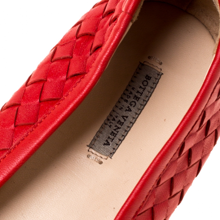 Pre Owned Bottega Veneta Red Intrecciato Leather Ballet Flats Size 39