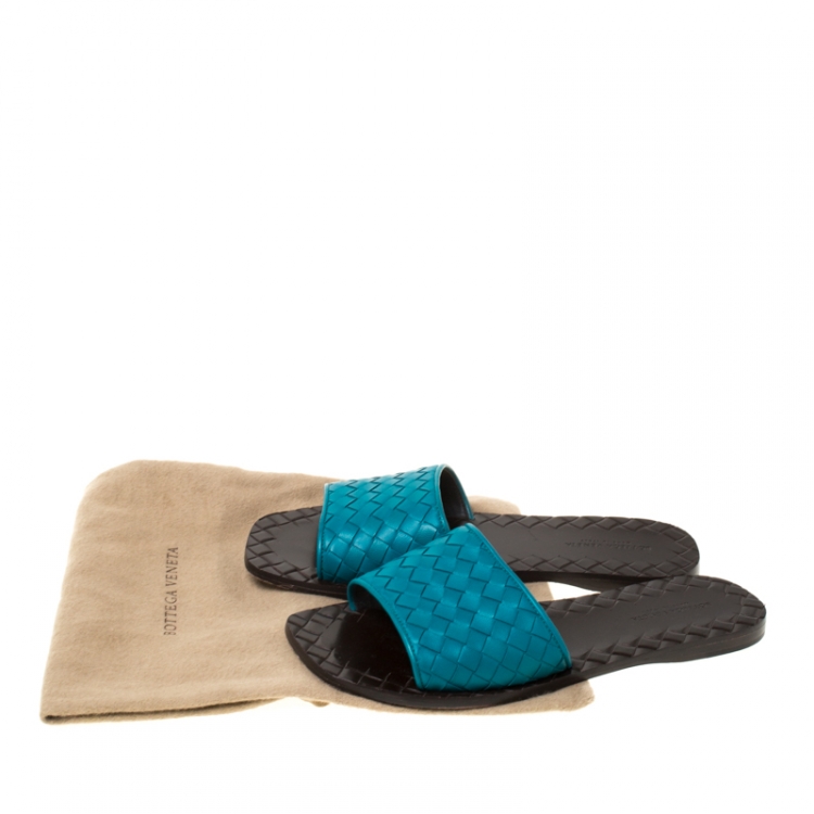 Pre Owned Bottega Veneta Blue Intreciatto Leather Slip On Slide Size 36
