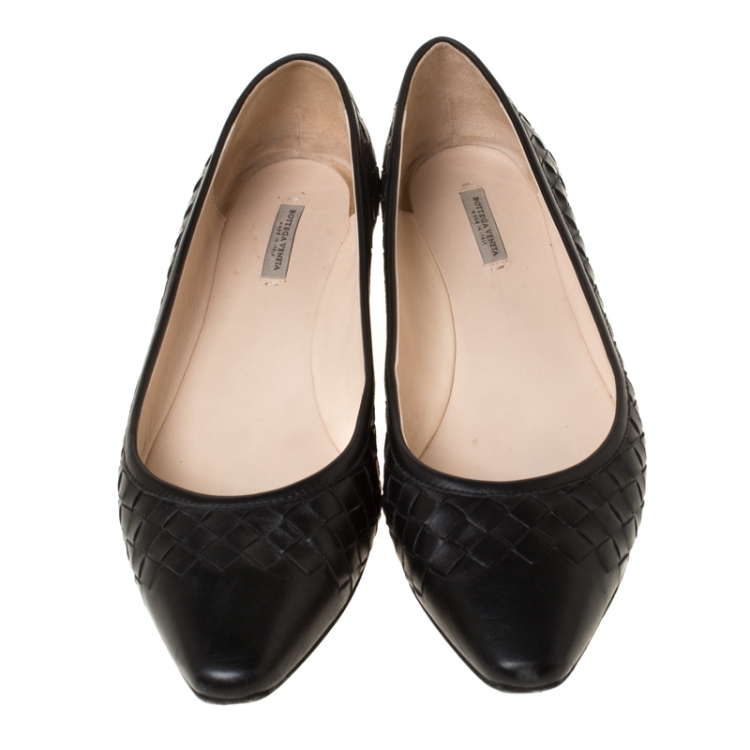 Pre Owned Bottega Veneta Black Intreciatto Leather Ballet Flats Size 37.5