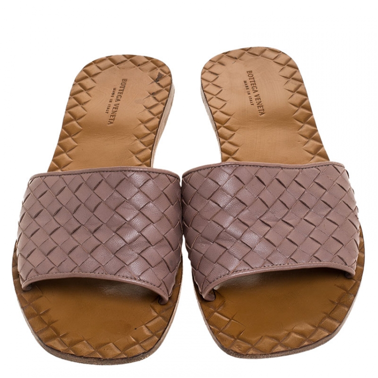 Pre Owned Bottega Veneta Beige Intrecciato Leather Flat Slides Size 38