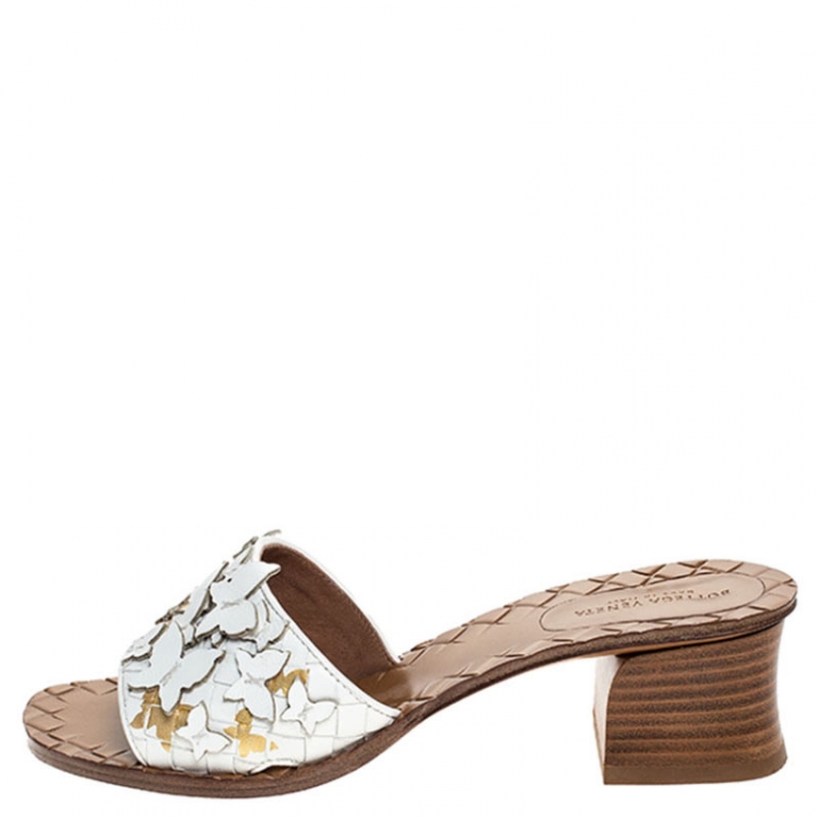 Pre Owned Bottega Veneta White Intrecciato Leather Butterfly Applique Ravello Flat Slides Size 36