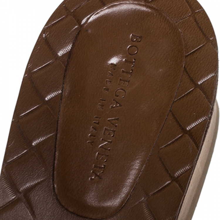 مملوكة مسبقًا  Bottega Veneta White Intrecciato Leather Slide Sandals Size 40