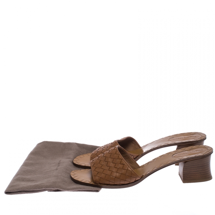 Pre Owned  Bottega Veneta Brown Intrecciato Leather Slide Sandals Size 41