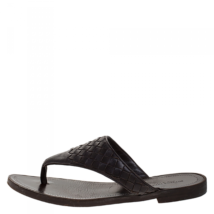 Pre Owned Bottega Veneta Brown Intrecciato Leather Thong Flats Size 36