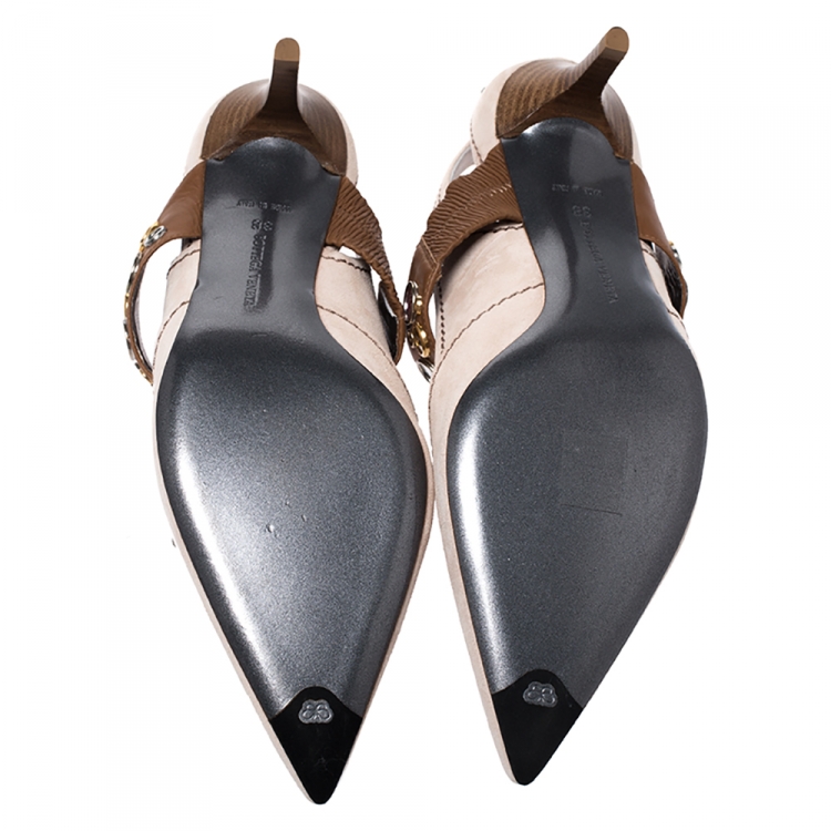 Pre Owned Bottega Veneta Beige/Brown Leather Studded Mary Jane Pumps Size 38
