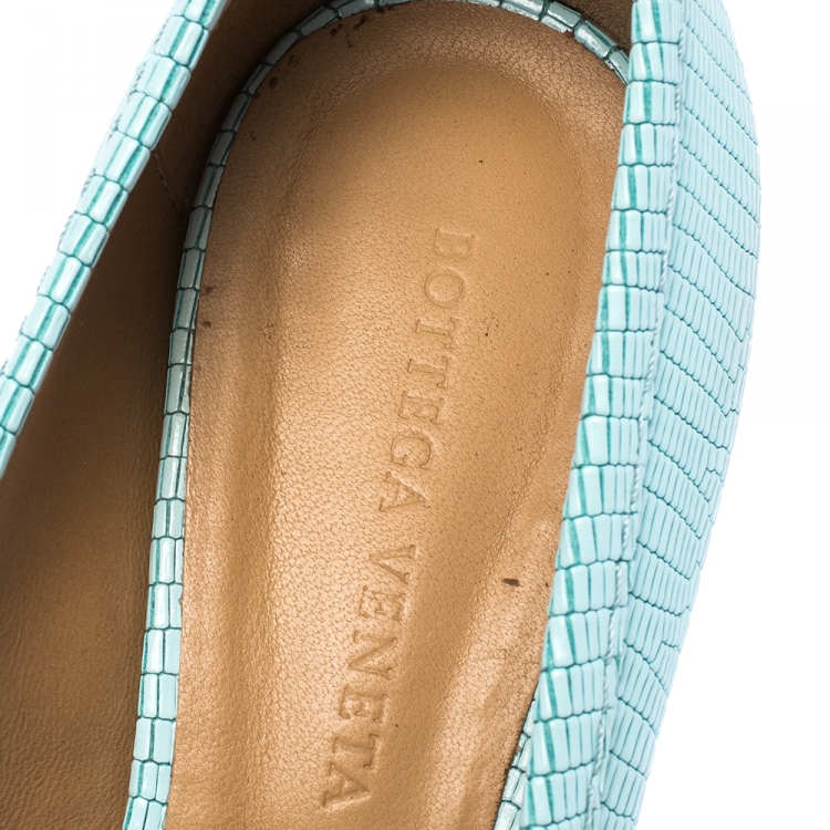 Pre Owned Bottega Veneta Blue Lizard Embossed Leather Madame Pumps Size 36