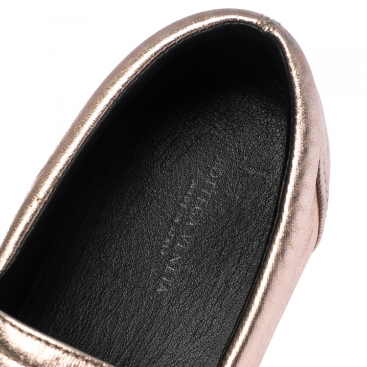 Pre Owned Bottega Veneta Metallic Gold Rose Intrecciato Leather Slip-on Sneakers 39