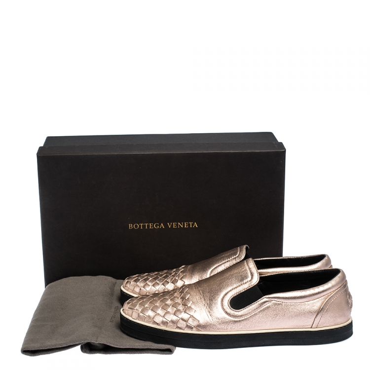 Pre Owned Bottega Veneta Metallic Gold Rose Intrecciato Leather Slip-on Sneakers 39