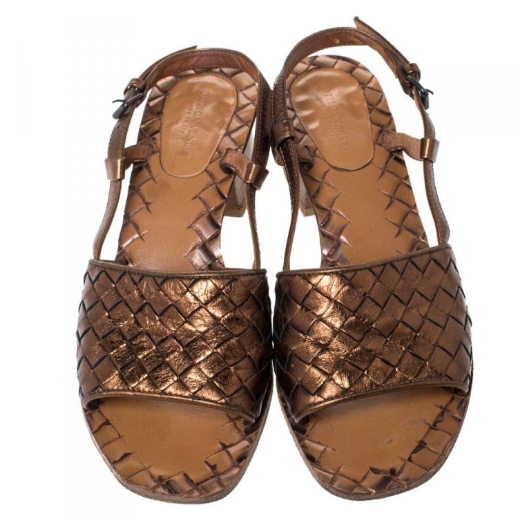 Pre Owned  Bottega Veneta Metallic Bronze Intrecciato Leather Slingback Open Toe Sandals Size 35