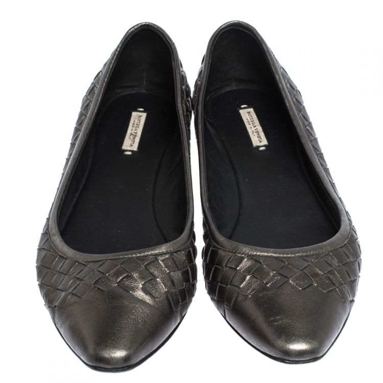 Pre Owned Bottega Veneta Metallic Intrecciato Leather Pointed Toe Ballet Flats Size 38.5