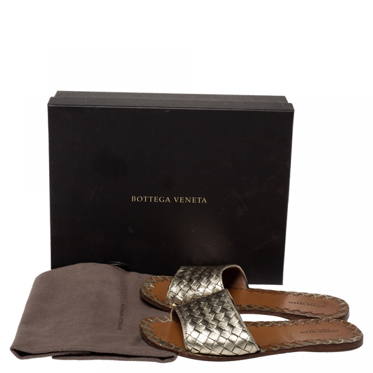 Pre Owned Bottega Veneta Metallic Gold Leather Flat Slides Size 37