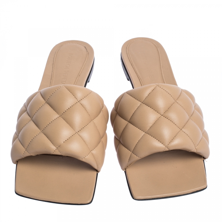 Pre Owned Bottega Veneta Beige Padded Quilted Leather Flat Slides Size 37