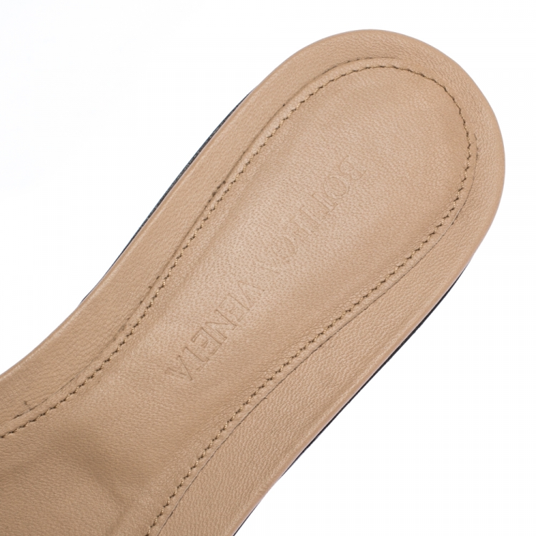 Pre Owned Bottega Veneta Beige Padded Quilted Leather Flat Slides Size 37