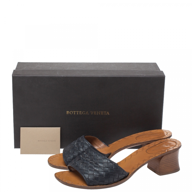Pre Owned Bottega Veneta Black Intrecciato Leather Ravello Slide Sandals Size 40