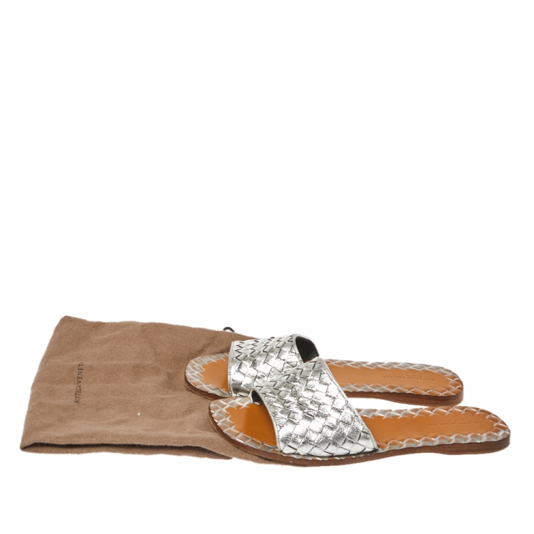 Pre Owned Bottega Veneta Metallic Silver Intrecciato Leather Flat Slides Size 37