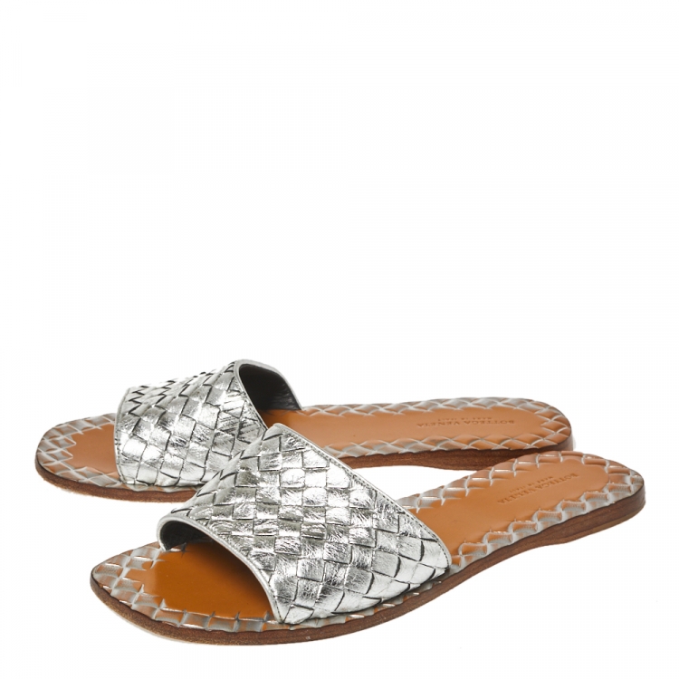 Pre Owned Bottega Veneta Metallic Silver Intrecciato Leather Flat Slides Size 37