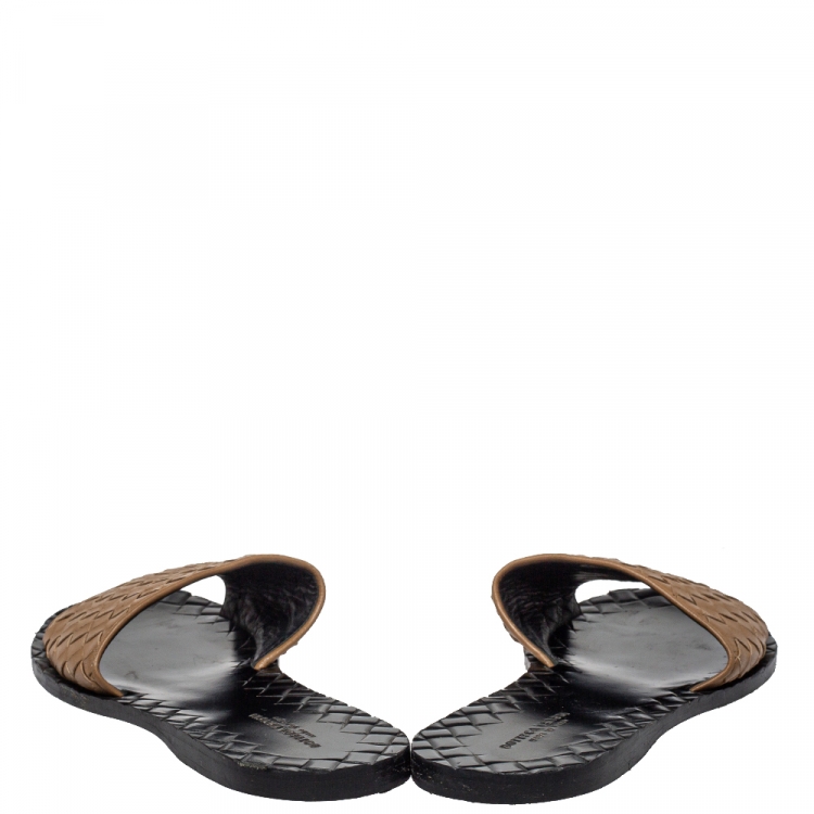 Pre Owned Bottega Veneta Brown Intrecciato Leather Flat Slides Size 37