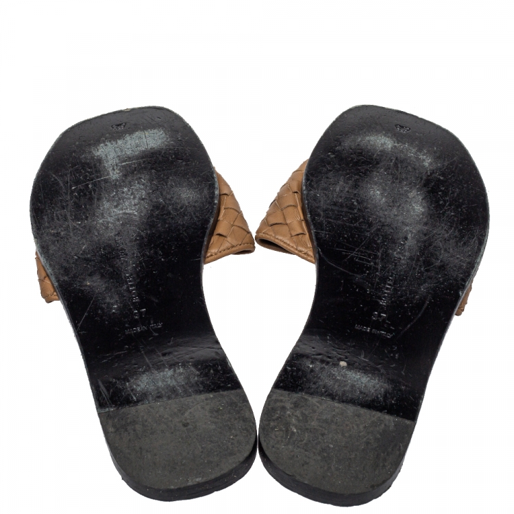 Pre Owned Bottega Veneta Brown Intrecciato Leather Flat Slides Size 37