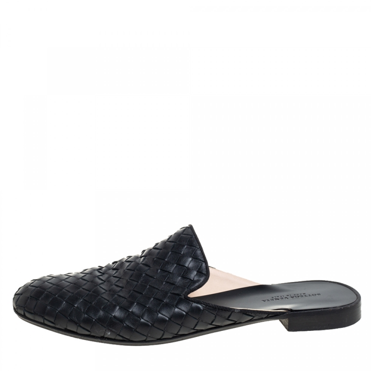 Pre Owned Bottega Veneta Black Intrecciato Leather Espresso Fiandra Mules Size 36.5