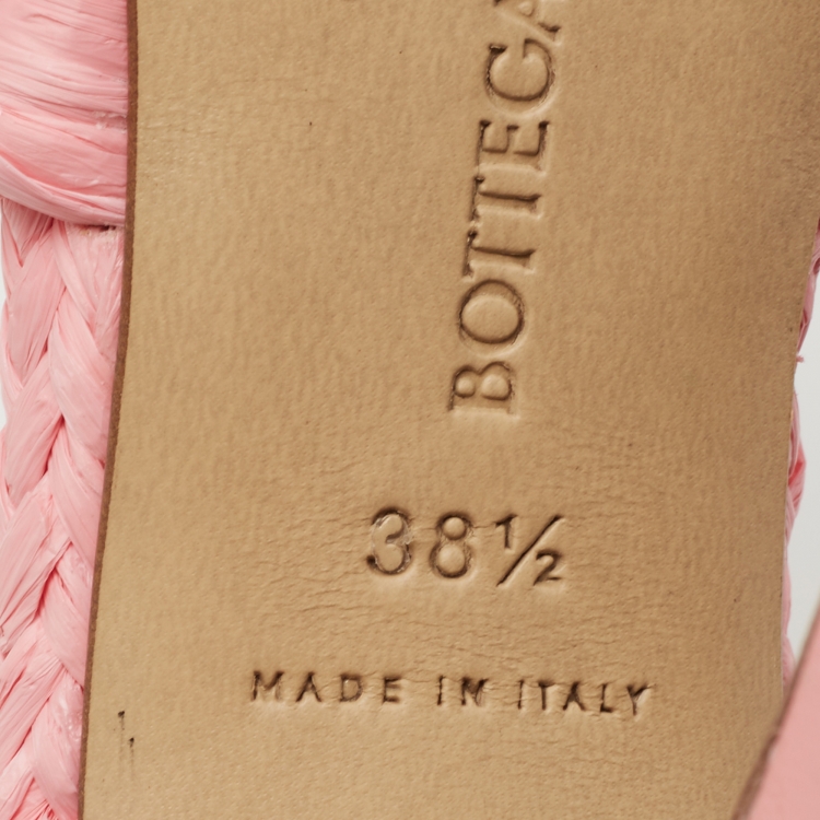 Pre Owned Bottega Veneta Pink Woven Raffia Slide Sandals Size 38.5