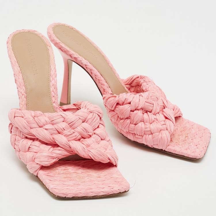 Pre Owned Bottega Veneta Pink Woven Raffia Slide Sandals Size 38.5