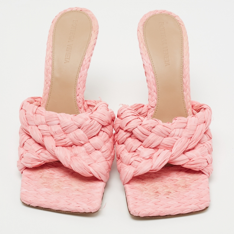 Pre Owned Bottega Veneta Pink Woven Raffia Slide Sandals Size 38.5