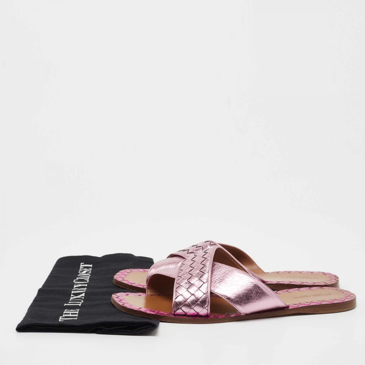 Pre Owned Bottega Veneta Metallic Purple Intrecciato Leather Ravello Flat Slides Size 41